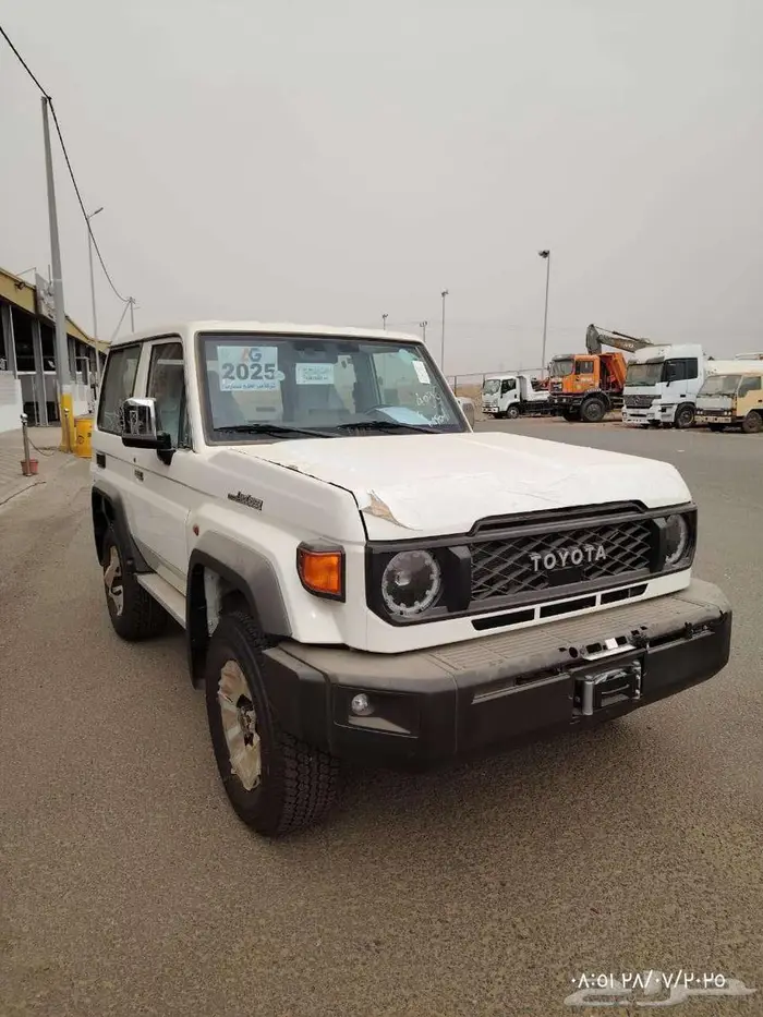 جيب ربع مصندق رفرف بنزين اتوماتيك فل كامل 2025 5