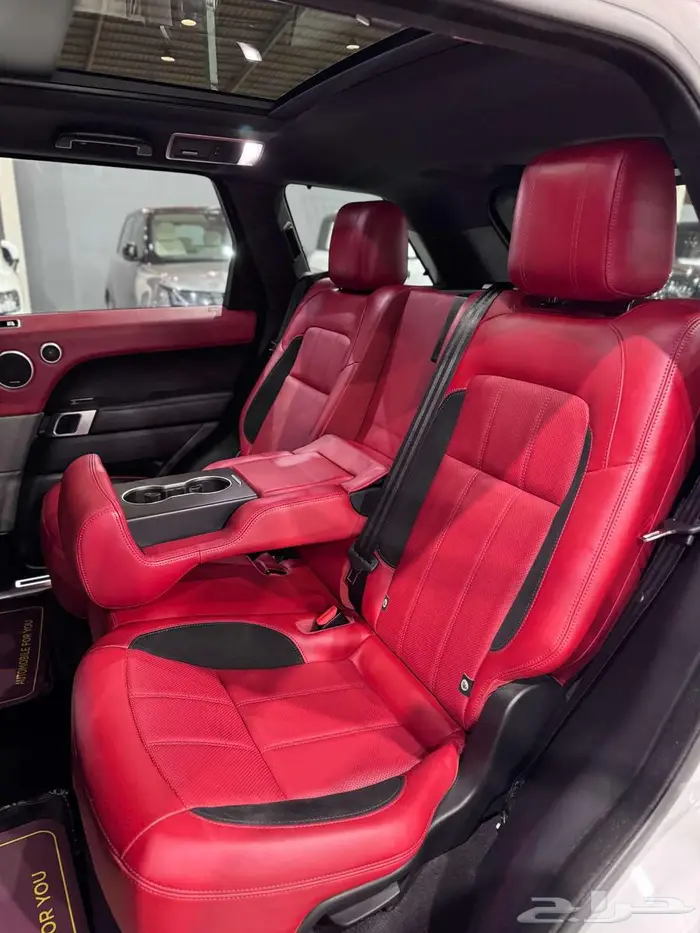 رينج روفر Sport HSE موديل 2018 7