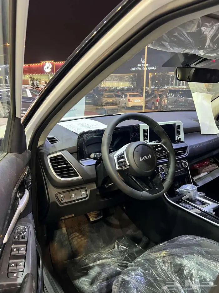 نيسان كيكس 2026 10