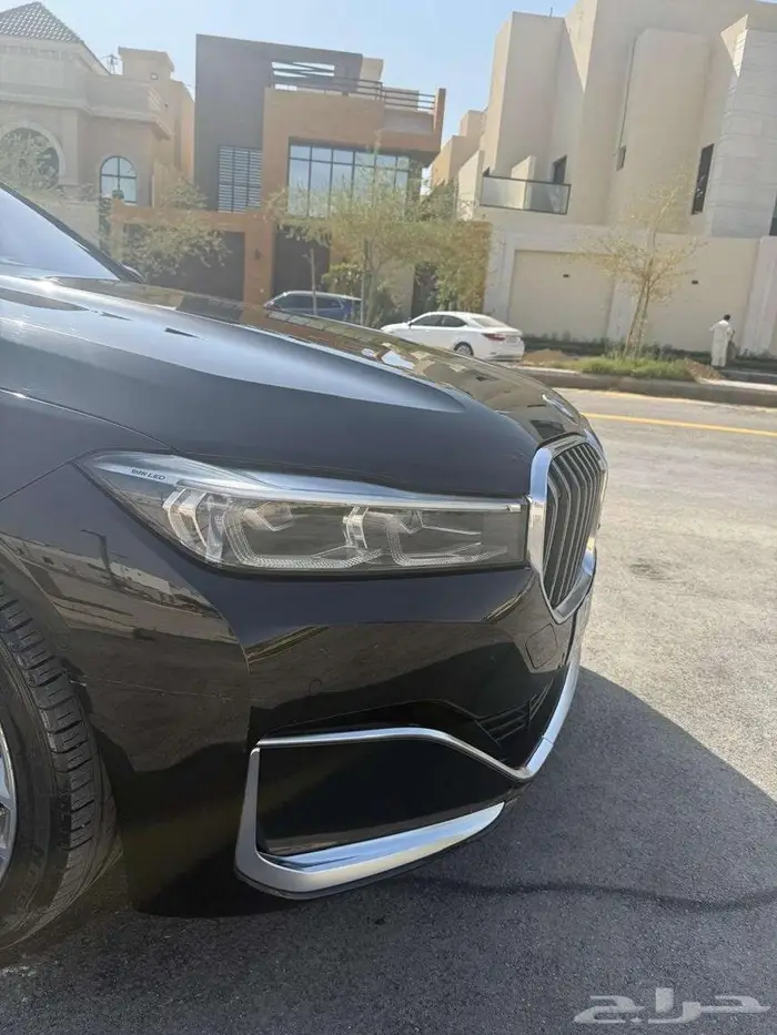 للبيع سياره BMW 2020 730 LI 8