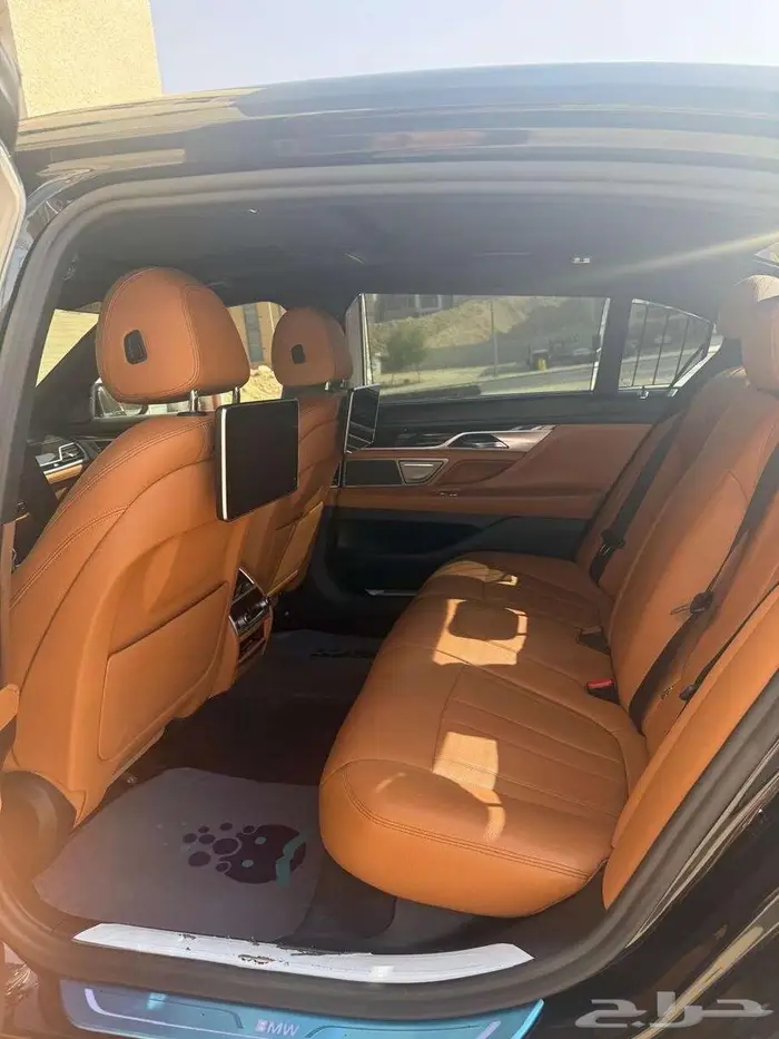 للبيع سياره BMW 2020 730 LI 1
