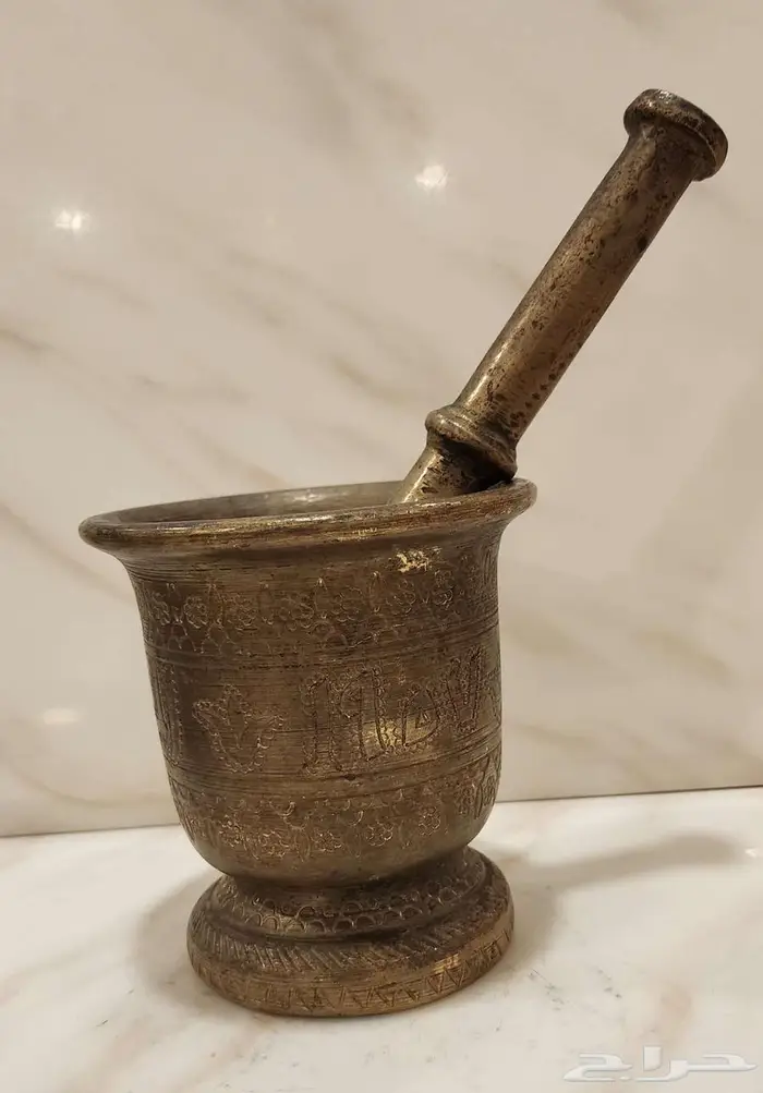 تم البيع نجر عزبه صوته يجمل عليه كتابات ونقوش 1957 2