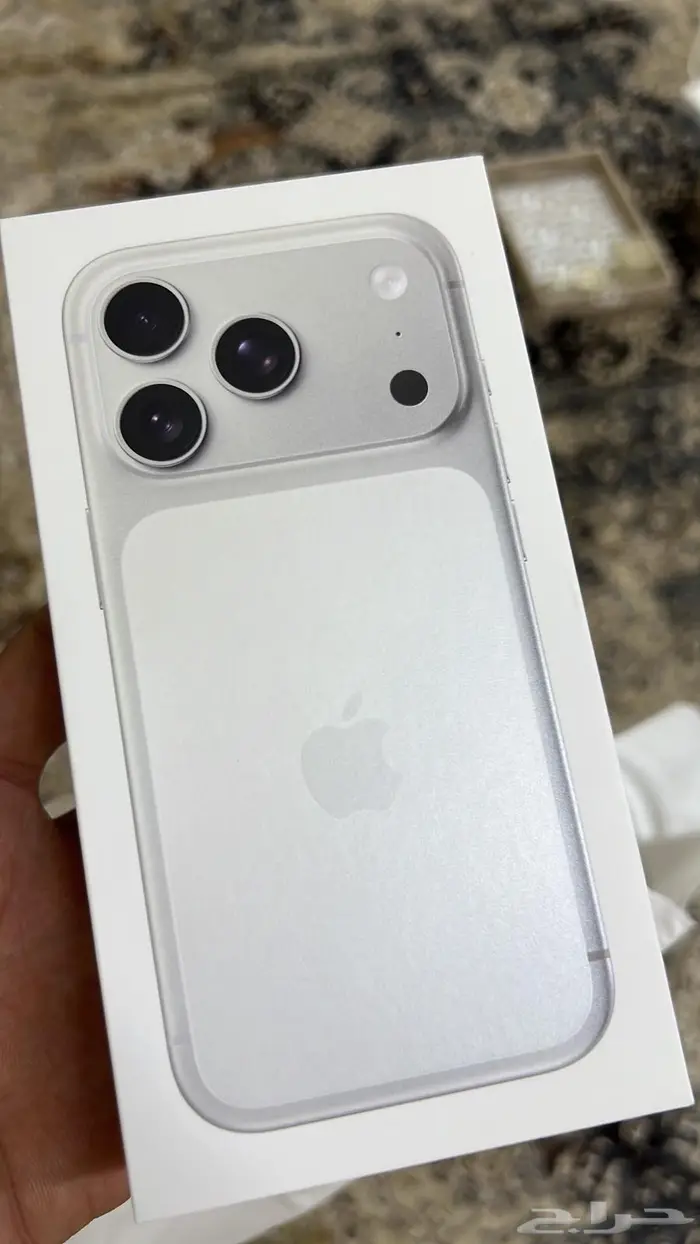 ايفون 17 برو 0