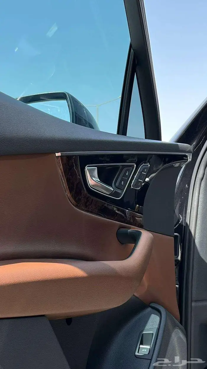 اودي Q7 2019 ممشي 207 الف تشكيات وكالة بحالة ممتازة 11