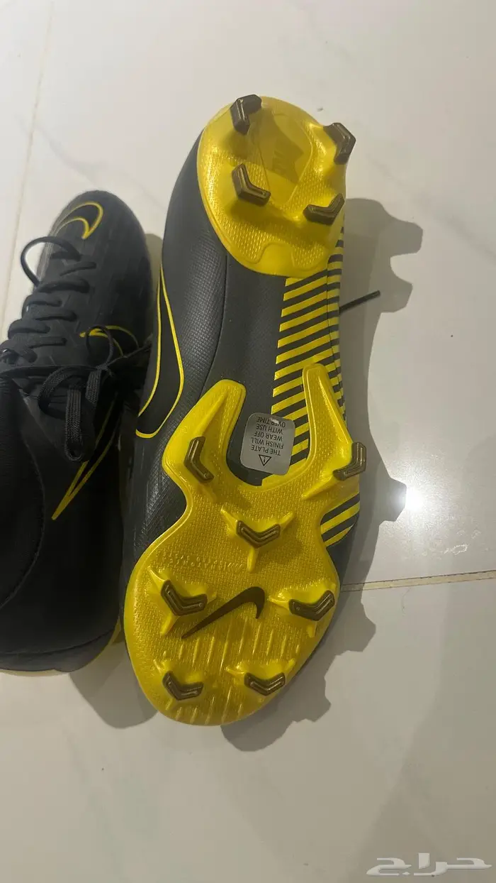 حذاء نايك ميركيوريال  يبر  مقاس 44 جديد تمام ا   لم ي لبس 2