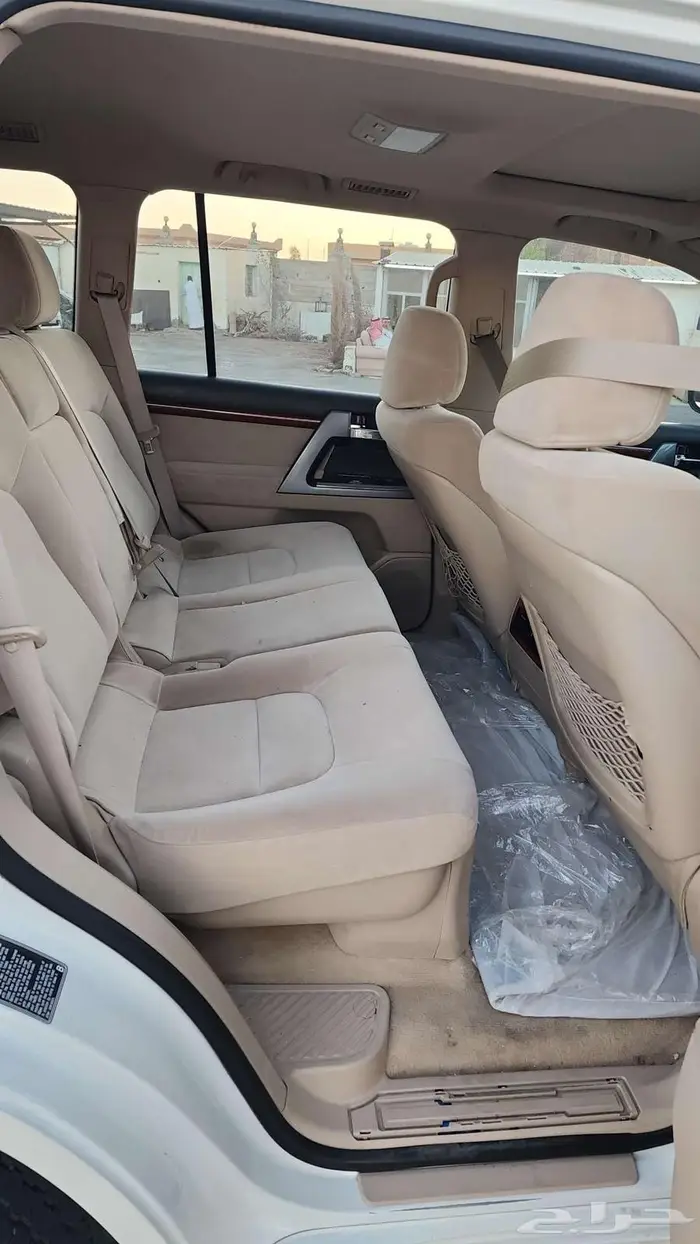 للبيع جيب جي اكس ار V8 فل كامل 7