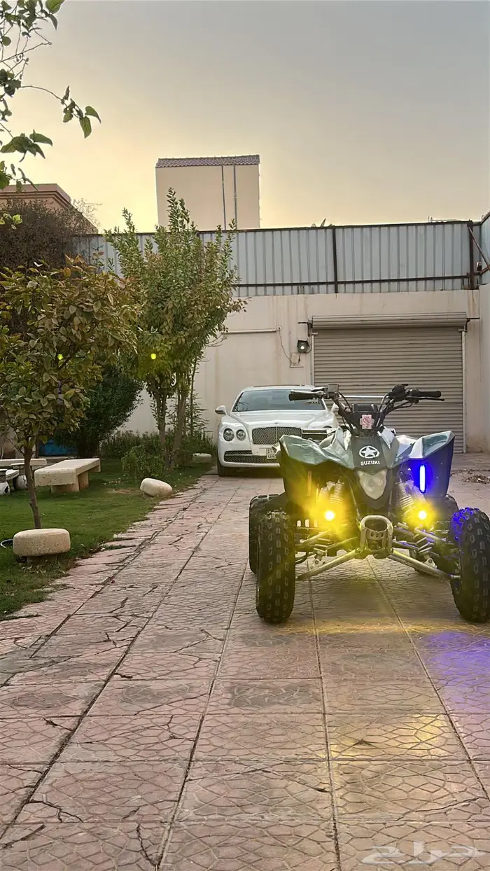 دباب Z400 0