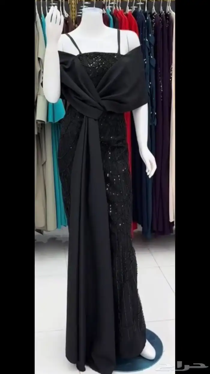 فساتين للبيع ب130 0
