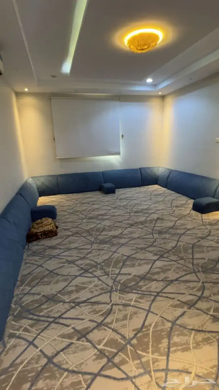 كنب ومكيف ومجلس للبيع 1