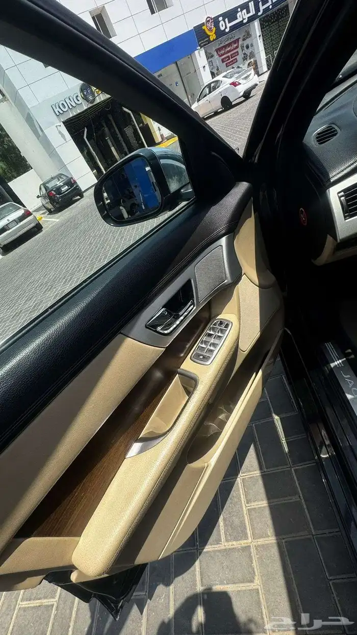 JAGUAR XF Full option 11