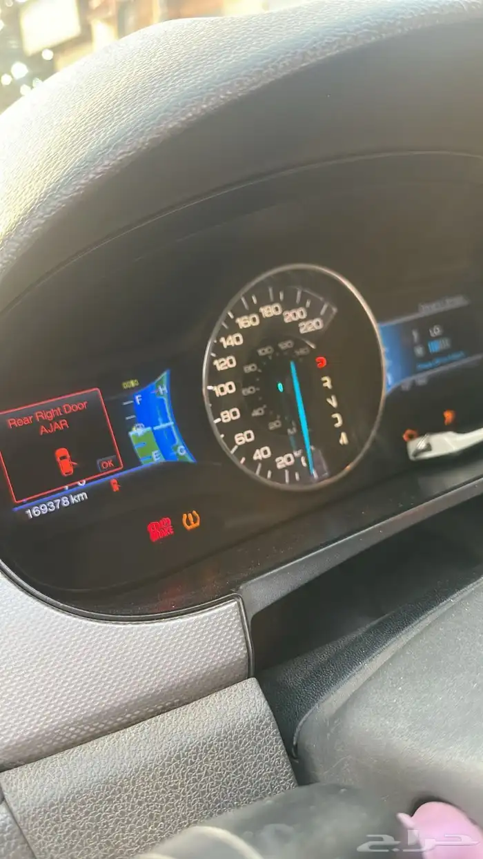 سياره امريكي فرد موديل 2011 2