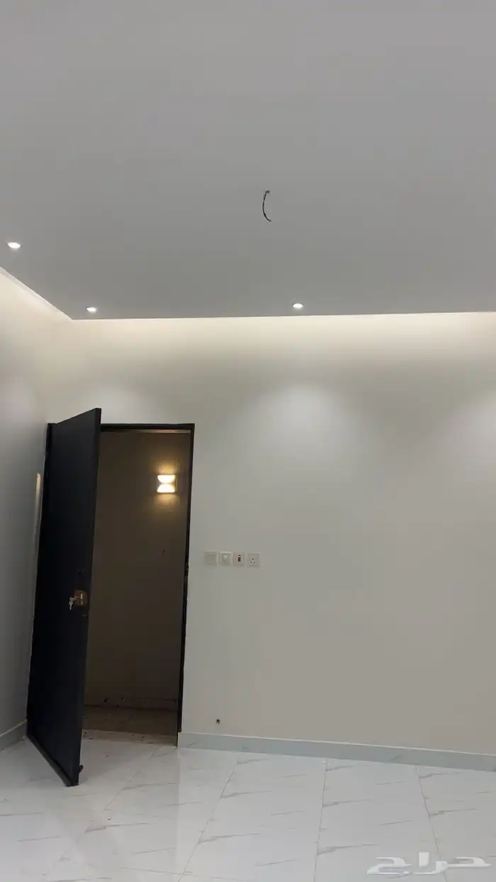 شقة جديده للايجار ثروات أبها 5