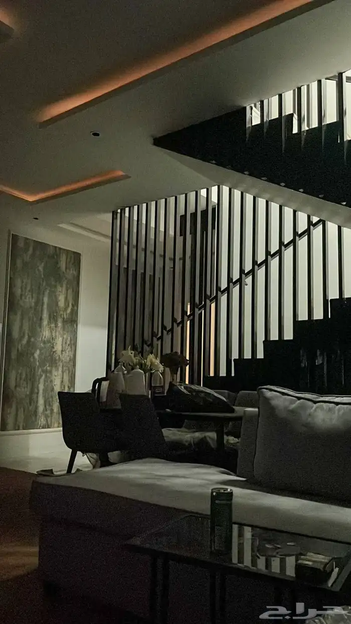 للبيع شقة بحي اليرموك 0