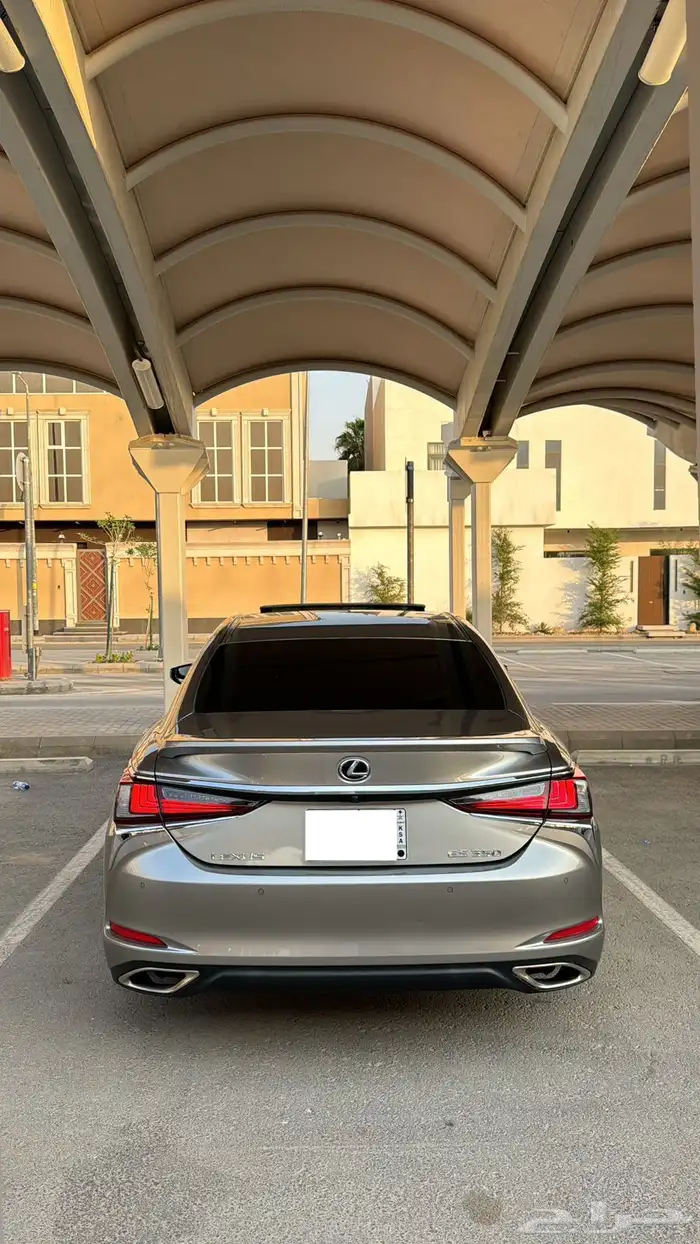 لكزس 350 فل 2023 4