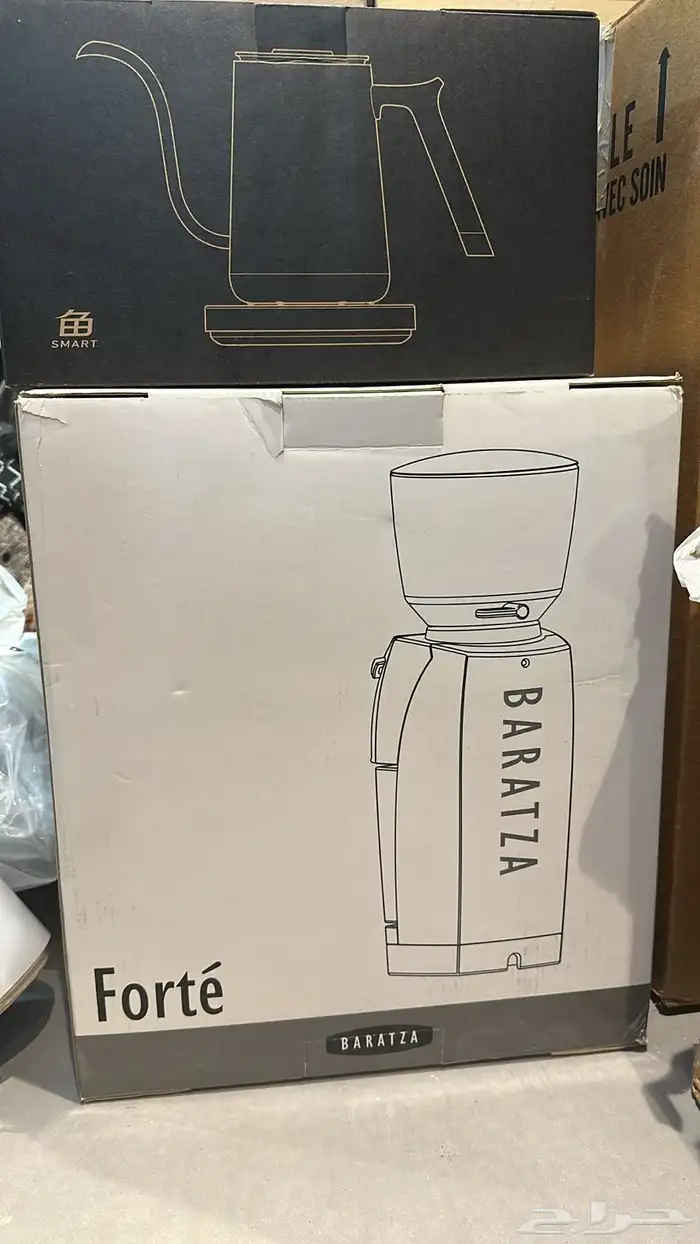 معدات وأثاث كوفي كاملة للبيع 3