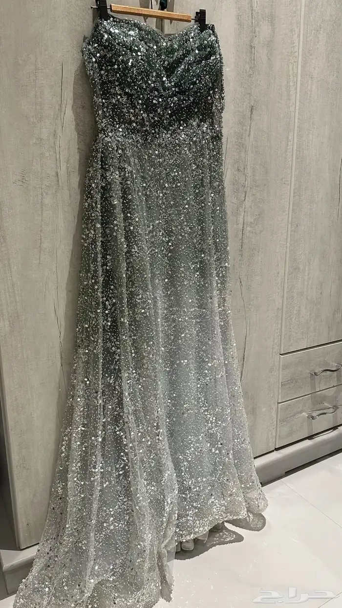 فساتين 1