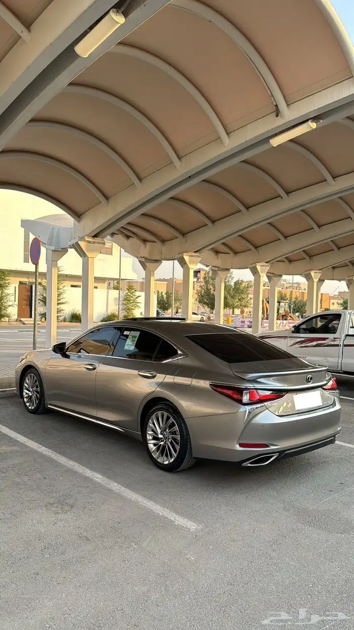 لكزس 350 فل 2023 5