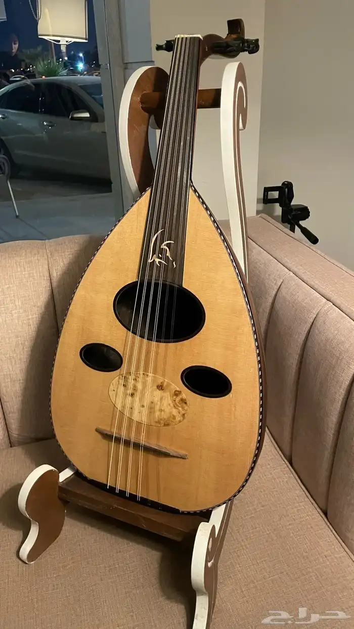 عود مصري صناعه الحديري (احترافي) 1