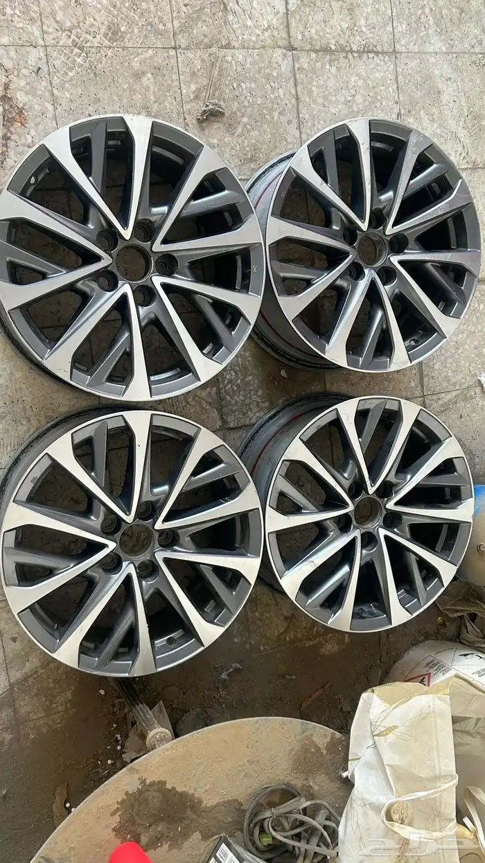 طقم جنوط لكزس ES 2021 مقاس 17 1