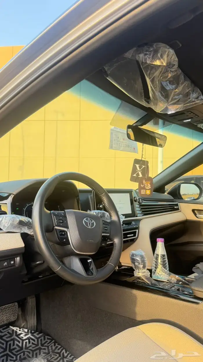 كامري 2025 LE هايبرد 2