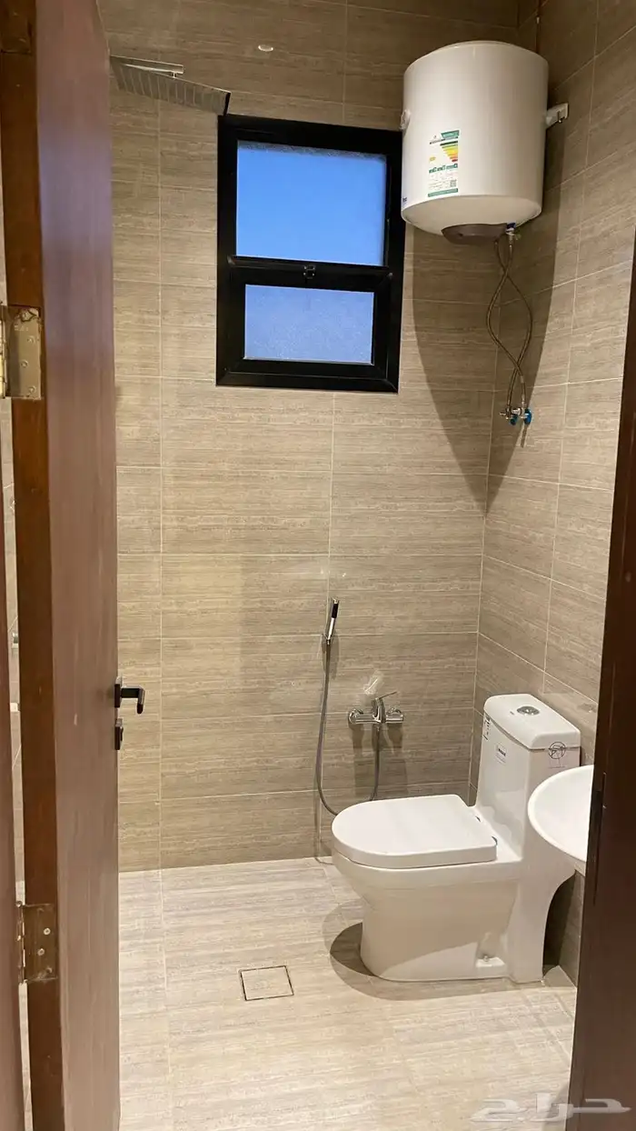 شقة للبيع حي الرمال ( سعر خاص ) 3