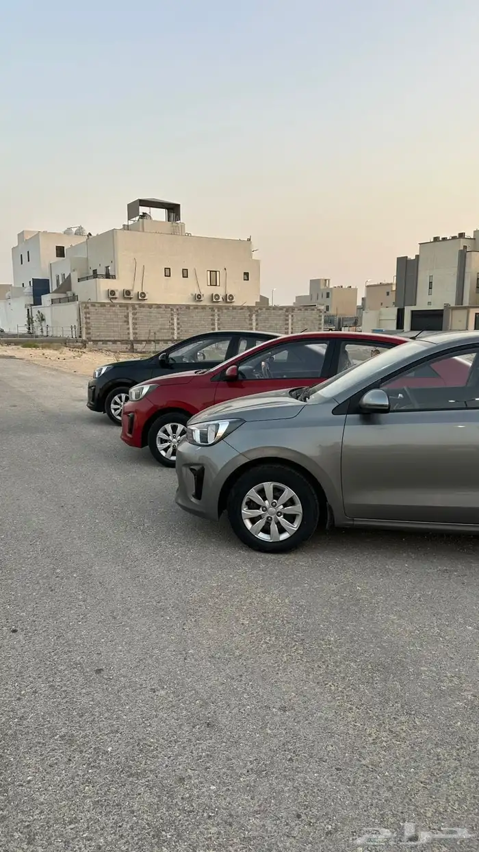 مجموعة سيارات كيا بيجاس 12