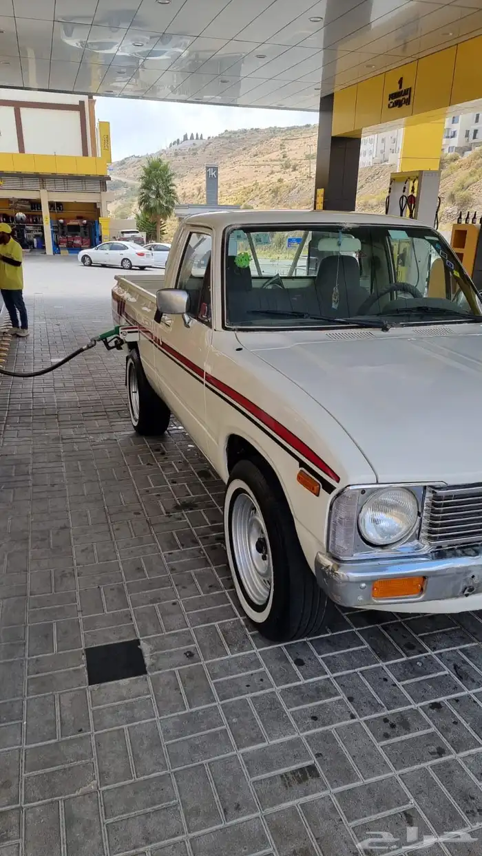 هايلوكس 4
