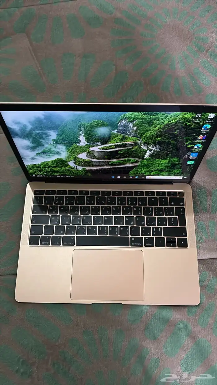 لاب توب ماك بوك اير 1