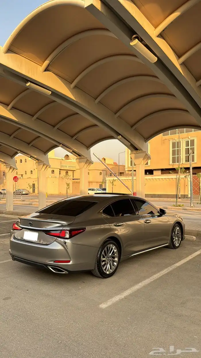 لكزس 350 فل 2023 3