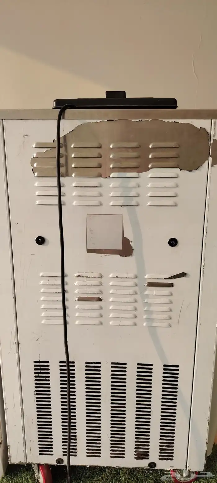 آلة آيسكريم للبيع مكينة شبه جديدة 5