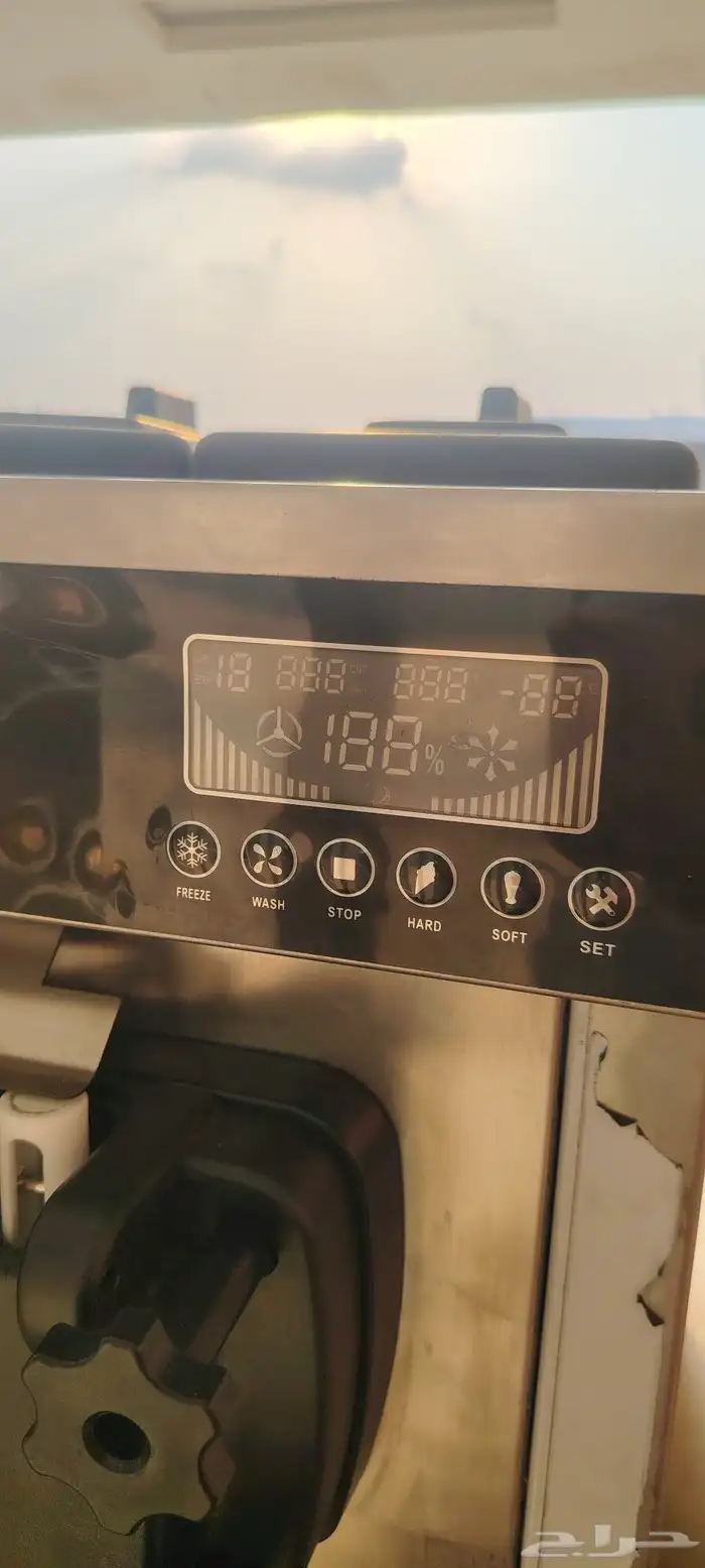 آلة آيسكريم للبيع مكينة شبه جديدة 0