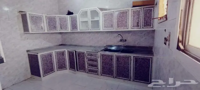 شقة للايجار حي الروضة 16