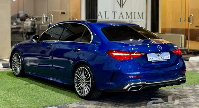Mercedes Benz C300 AMG 4 Matic 2