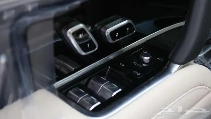 رنج روفر 2025 V8 اوتو بايوجرافي كاش وتقسيط 13