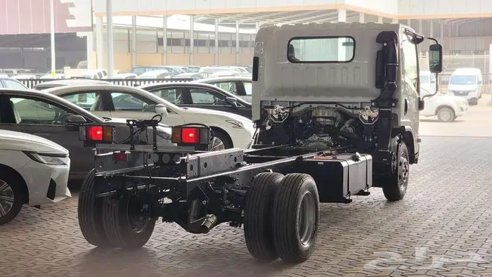 ايسوزو دينا 6 طن شاص قصير 2025 كاش وأقساط 6