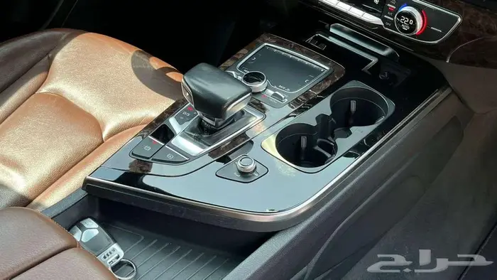 اودي Q7 2019 ممشي 207 الف تشكيات وكالة بحالة ممتازة 17