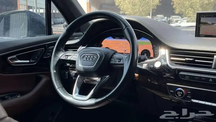 اودي Q7 2019 ممشي 207 الف تشكيات وكالة بحالة ممتازة 14