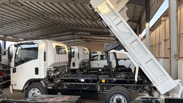 ايسوزو قلاب 5 طن (باقل الاسعار) 2025 1
