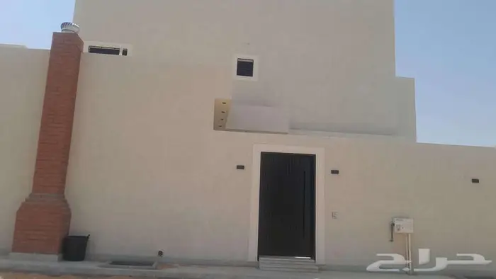 للبيع فيلا بحي الملك فهد بعنيزة 0