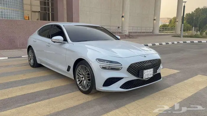 جنسس G70 2021 نظيفة جدا بوضع الوكالة شبه جديد 5