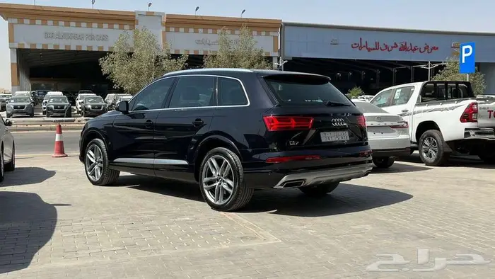 اودي q7 2019 ممشي 207 الف تشيكات وكالة 7