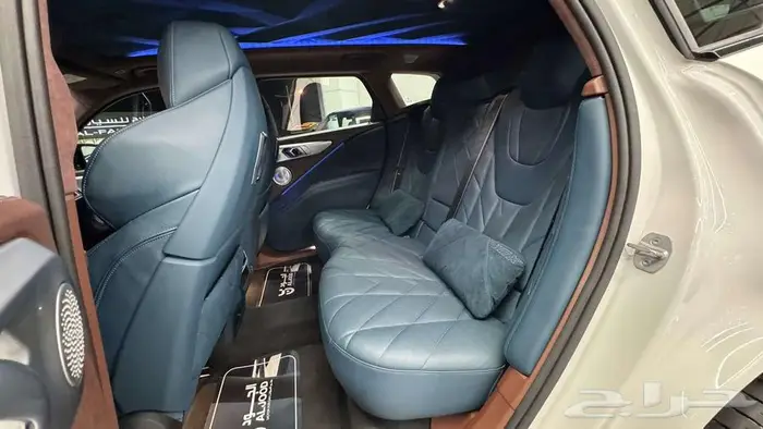 2023بي ام دبليو اكس ام BMW XM 10