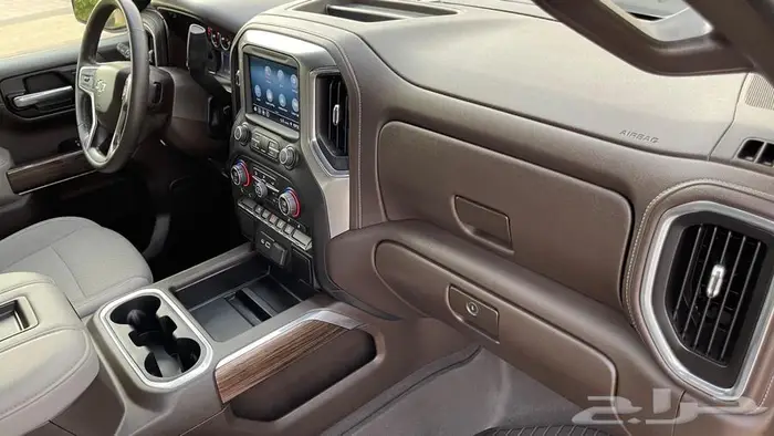 شيفرولية سلفرادو 2021 RST-Z71 غمارتين دبل 8