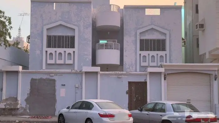 للايجار فيلا دورين بالعوالي 0