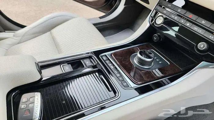جاكور XF 2018 بحالة ممتازة 32