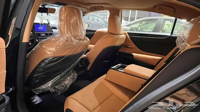 لكزس ES250 AA ستاندر 2025 خليجي ويتوفر سعودي 25