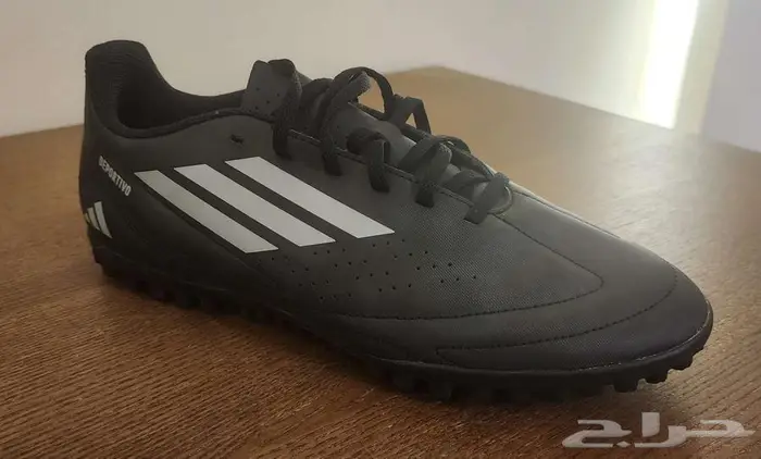جزمة كورة أديداس جديده للبيع 0