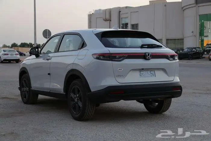 هوندا HR-V نص فل سماوي2025 2
