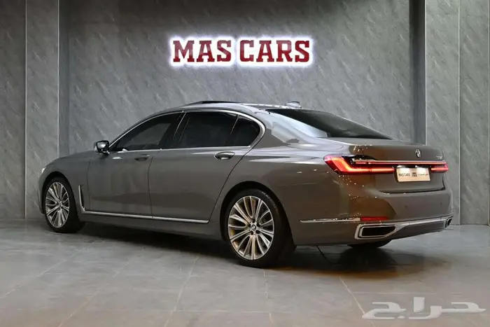 بي ام دبليو 730li 2020 سعودي 6