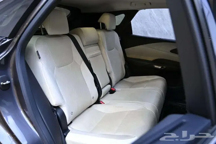 لكزس RX350 2023 هايبرد سعودي 18